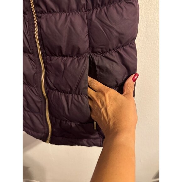 Athleta Downabout Asymmetric Puffer Vest Wild Raisin Maroon No Flaws - Picture 5 of 15